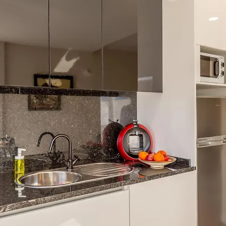 Feel At - Largo Do Paco Apartment