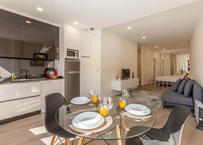 Feel At - Largo Do Paco Apartment