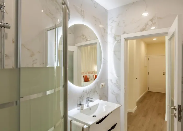 Feel At - Largo Do Paco *